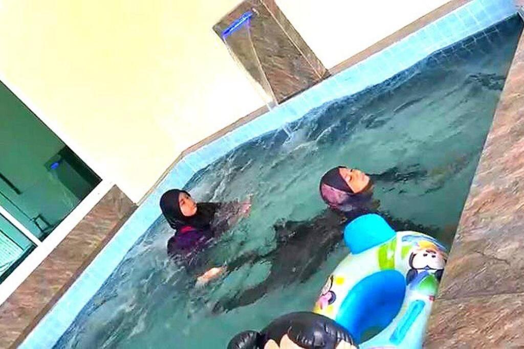 הוילה קוטה טינגי Desaru 16Pax Family With Private Mini Pool & Jacuzzi מראה חיצוני תמונה