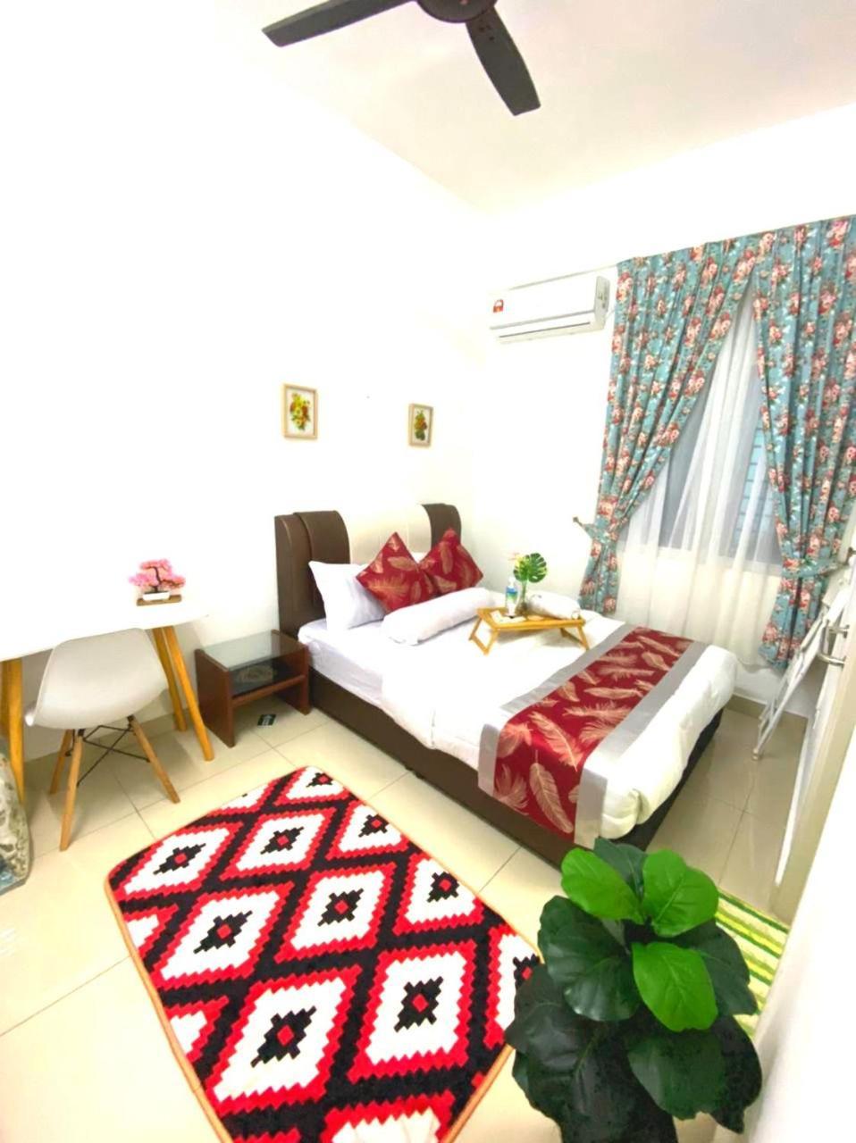 הוילה קוטה טינגי Desaru 16Pax Family With Private Mini Pool & Jacuzzi מראה חיצוני תמונה