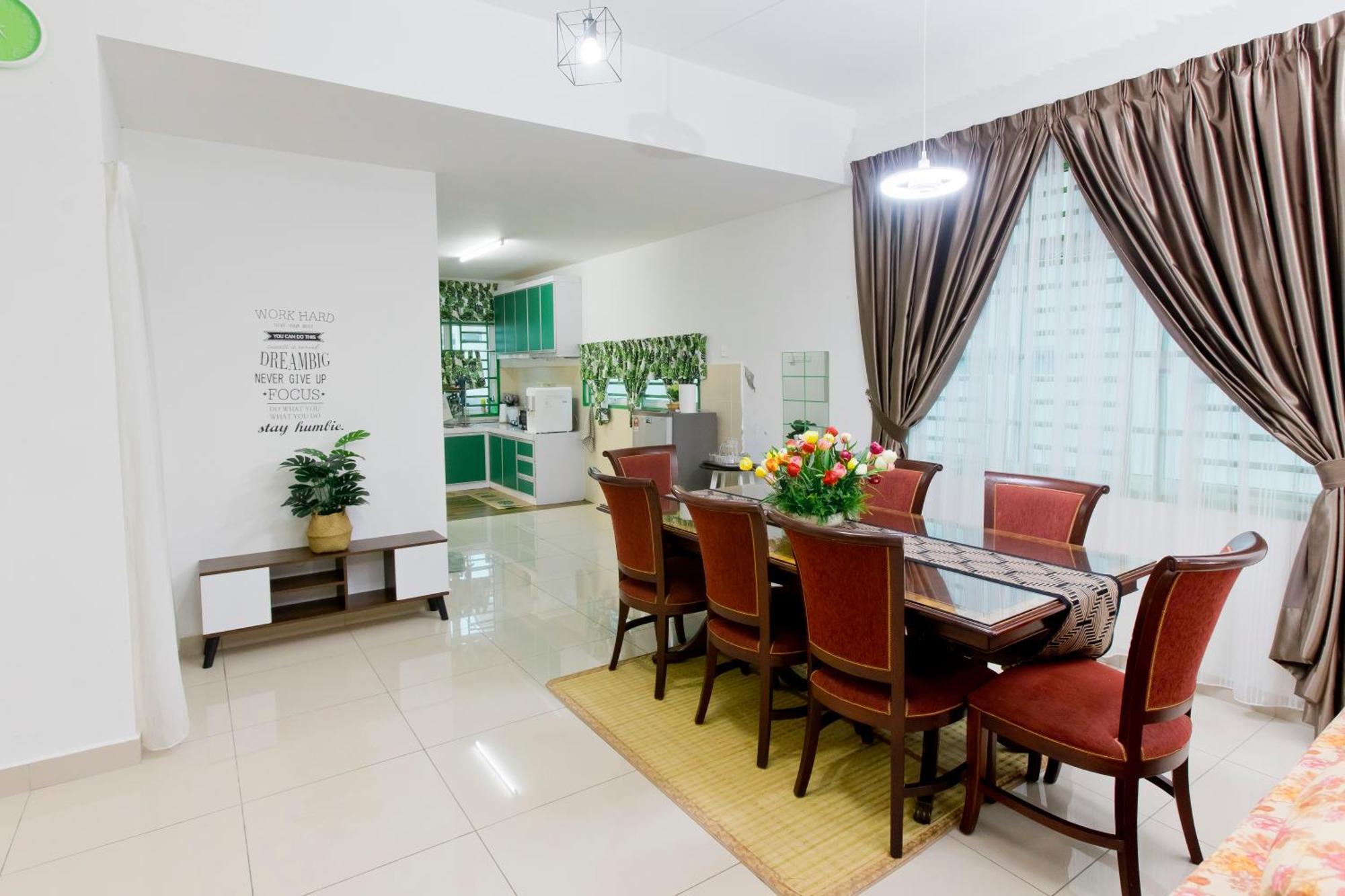 הוילה קוטה טינגי Desaru 16Pax Family With Private Mini Pool & Jacuzzi מראה חיצוני תמונה
